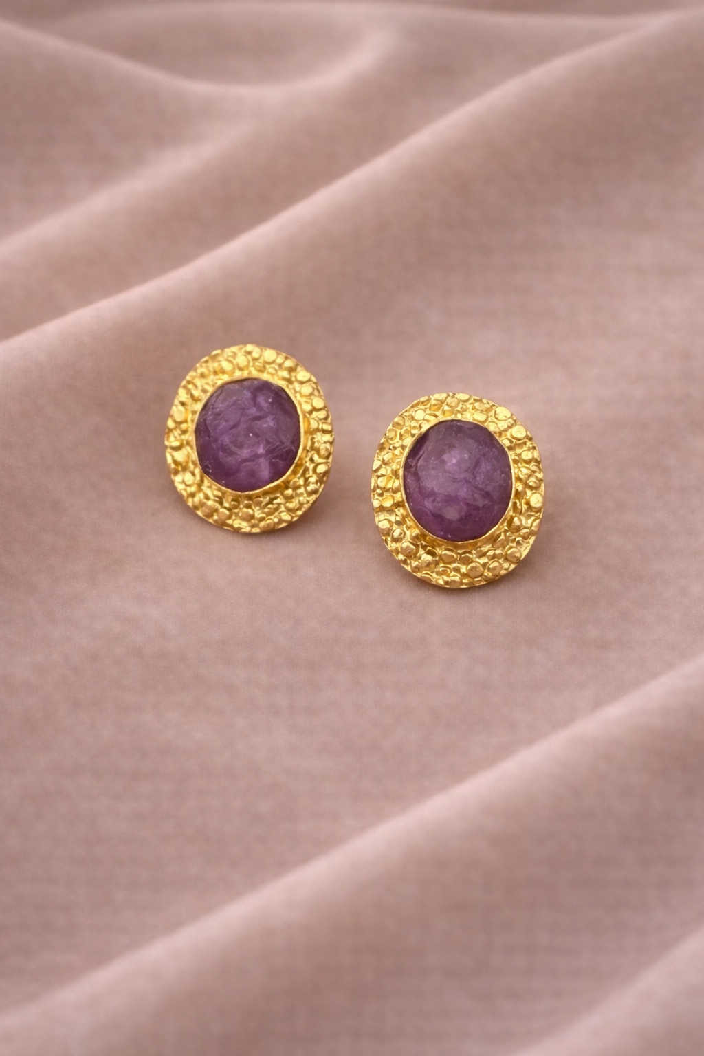 Camée Studs Camee Studs - Image 1