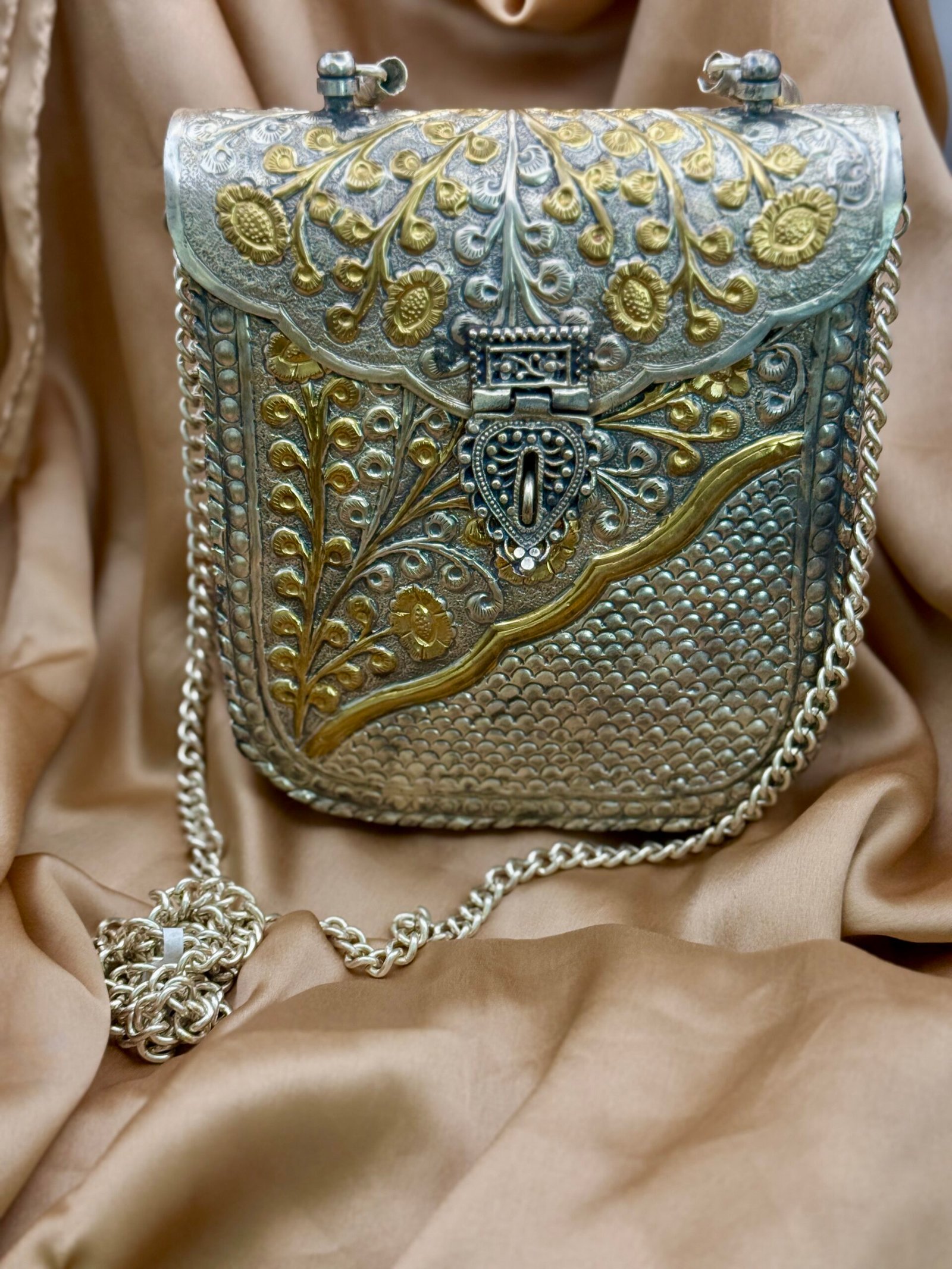 Pitara Clutch Pitara Clutch - Image 1